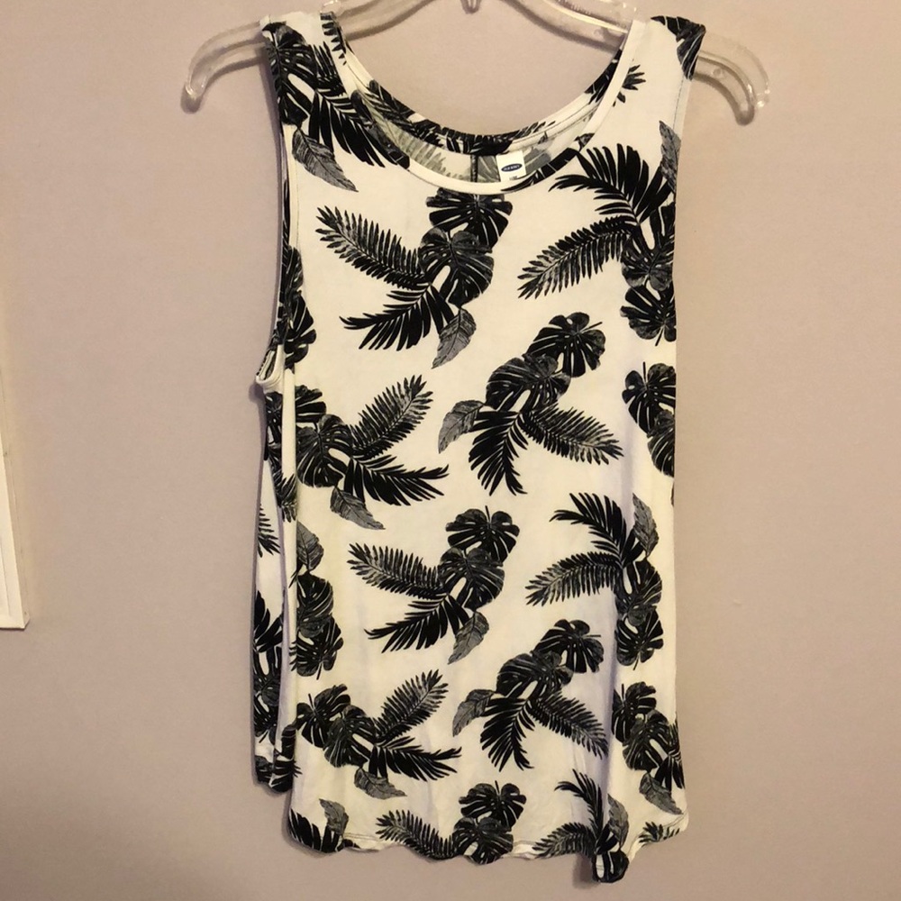 White and black tank